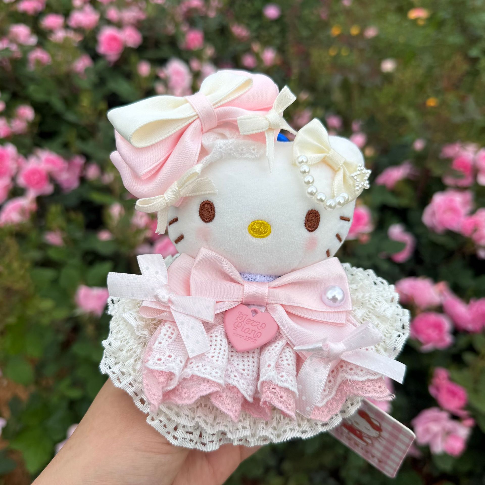 Sanrio Hello Kitty Pink Lolita - Car Accessories Japan review and price